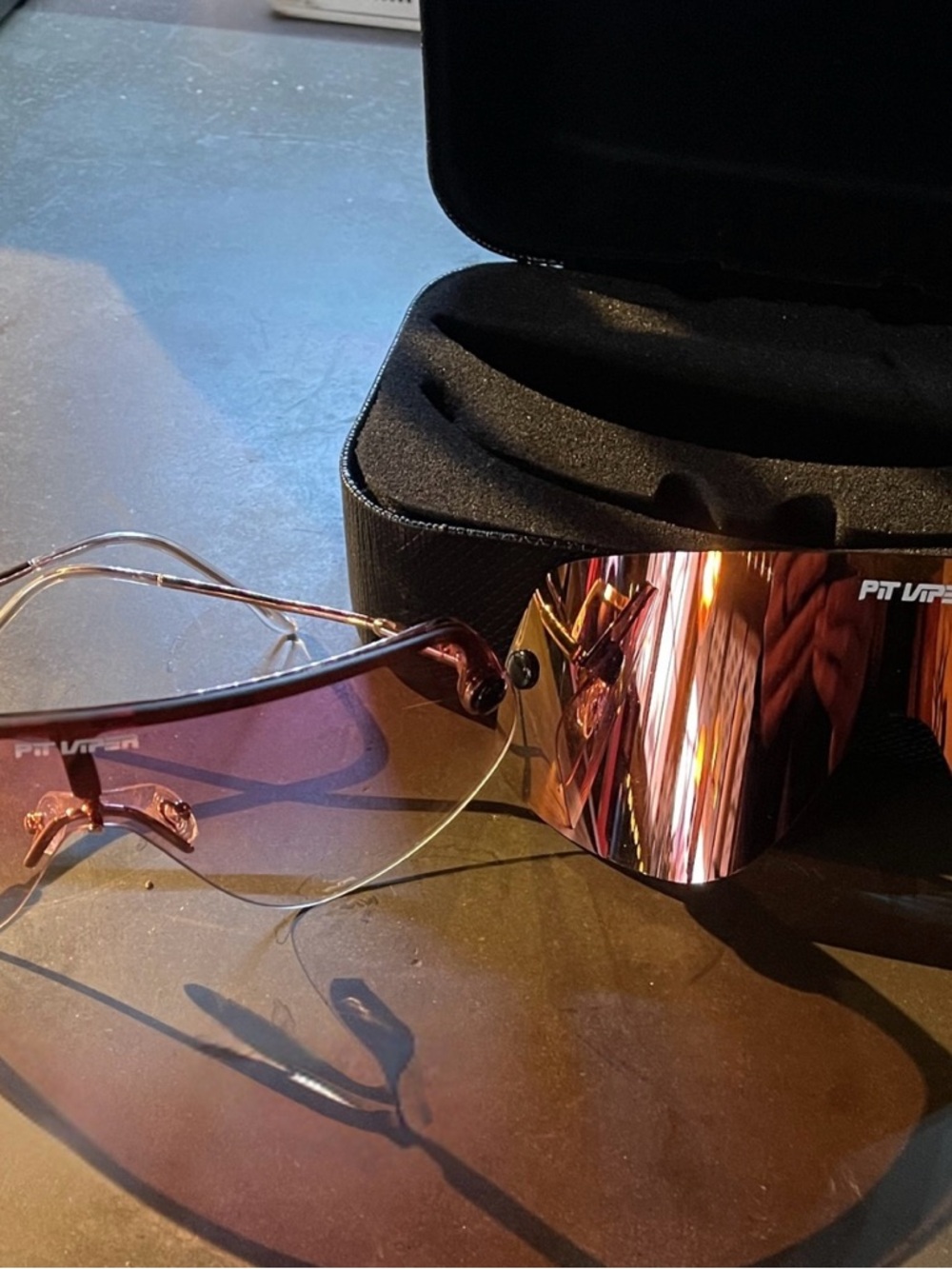 Pit Viper The Limousine Rose Gold Mirrored Shield Sunglasses - 2 lenses - Picture 2 of 6